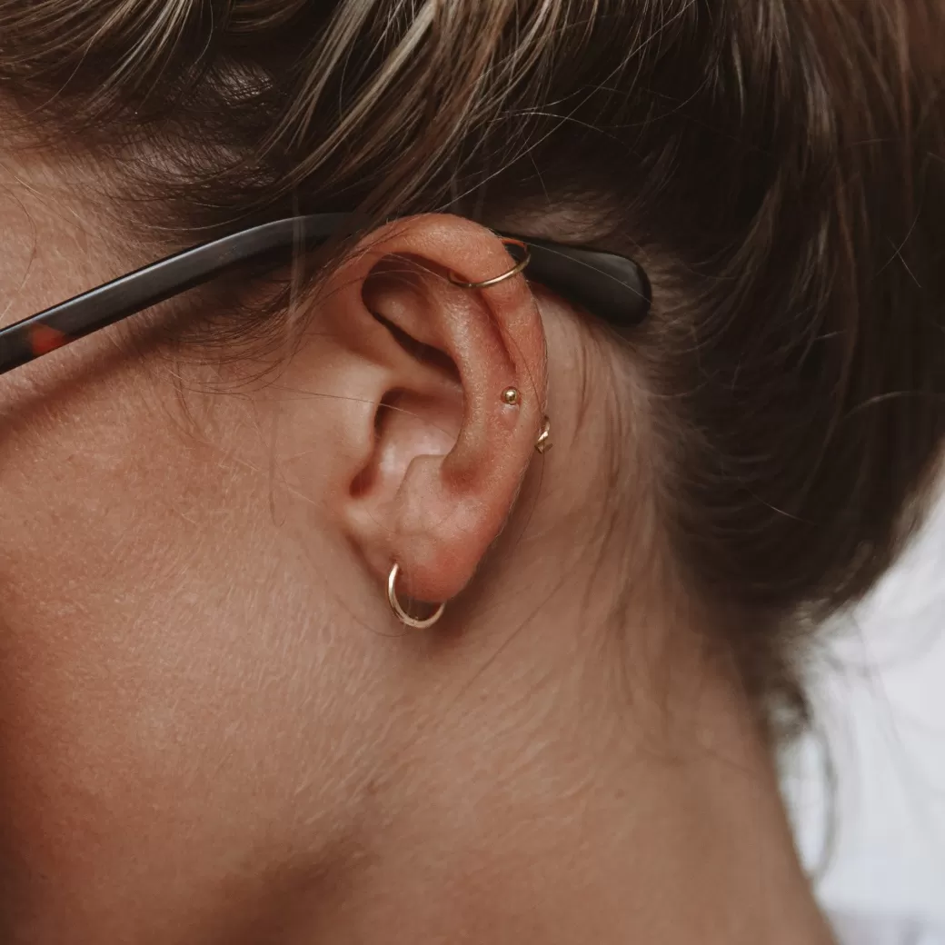Tiny Huggie Hoops^Atolea Jewelry Fashion